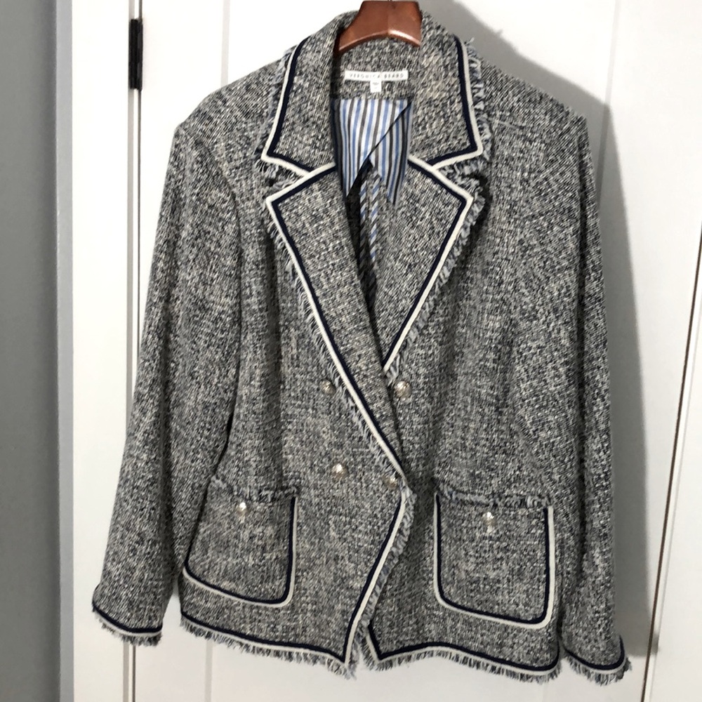 Veronica Beard women’s tweed blazer in blue and white, size 24
